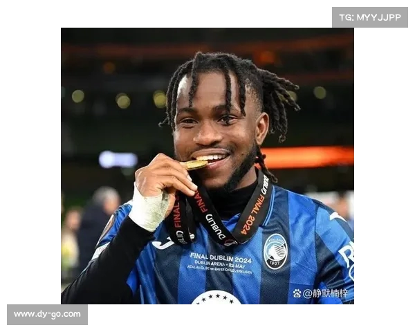 罗马诺:卢克曼缺席训练回应亚特兰大或暗示未来去向 罗马诺:卢克曼缺席训练回应亚特兰大或暗示未来去向